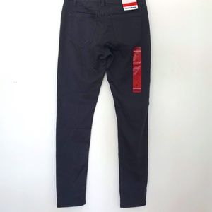 NWT Nygard Women’s Skinny Dark Charcoal Jeans
